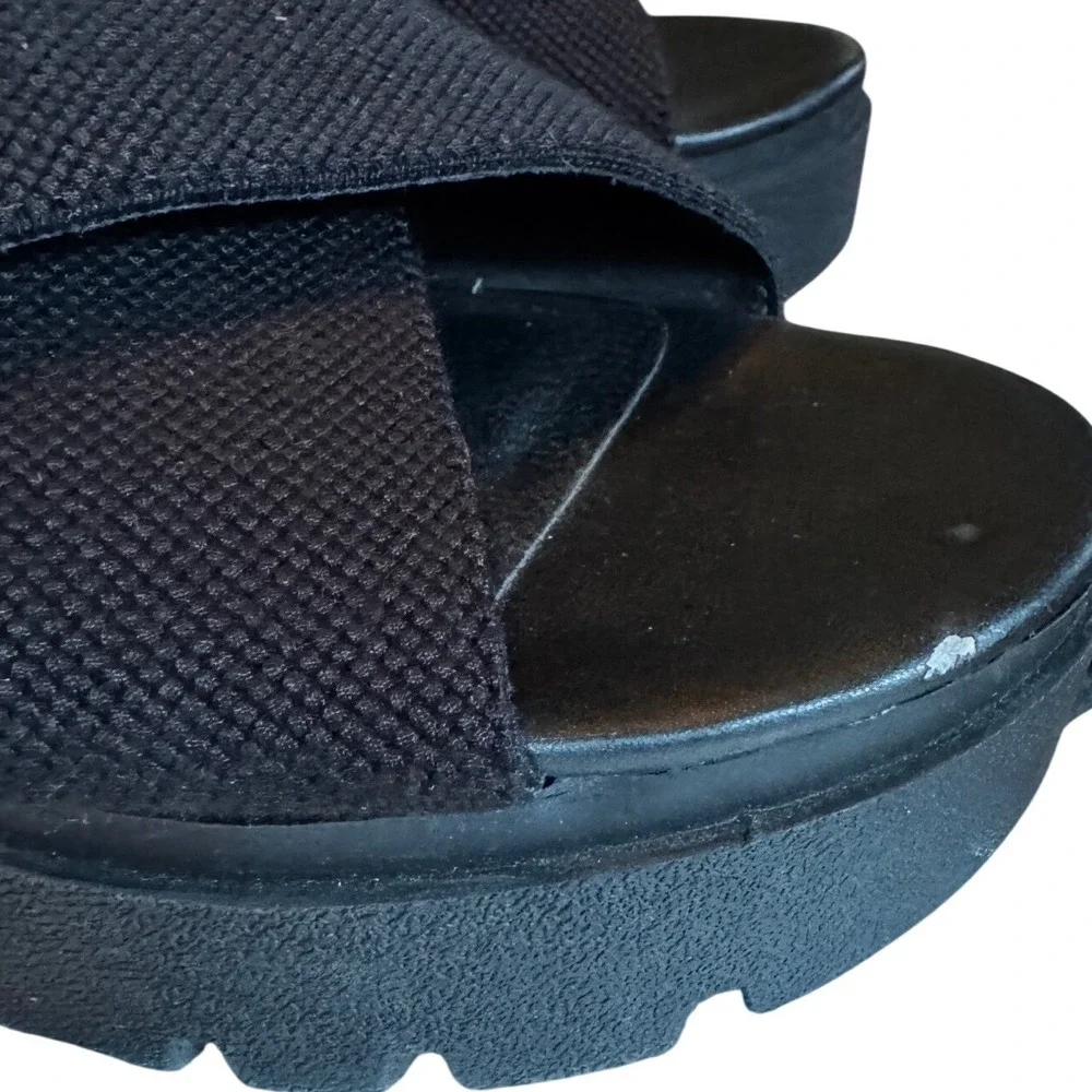 SM New York Stacy Platform Sandals 8 Black Crisscross Lug Sole Grunge Goth